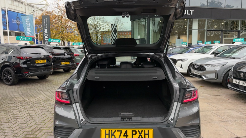Renault Arkana 1.6 E-Tech FHEV 145 Esprit Alpine 5dr Auto Hybrid Estate - Image 4