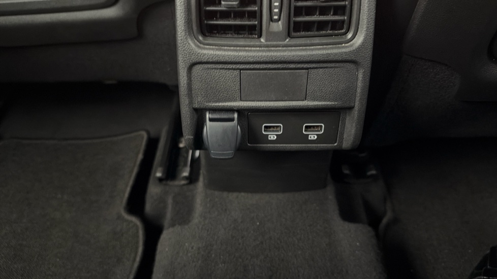 Renault Arkana 1.6 E-Tech FHEV 145 Esprit Alpine 5dr Auto Hybrid Estate - Image 19