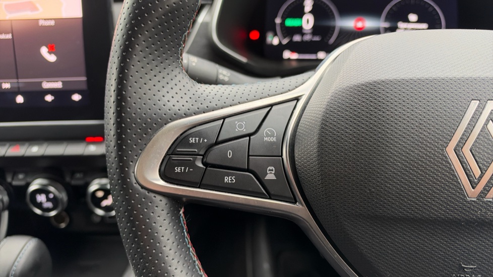 Renault Arkana 1.6 E-Tech FHEV 145 Esprit Alpine 5dr Auto Hybrid Estate - Image 24