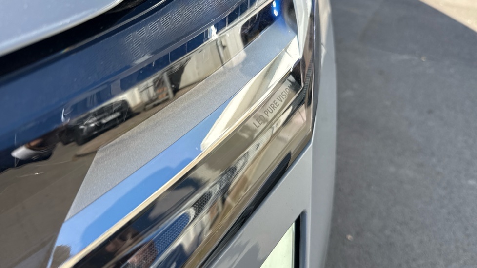 Renault Symbioz 1.6 E-Tech FHEV 145 Techno Esprit Alpine 5dr Auto Hybrid Estate - Image 25