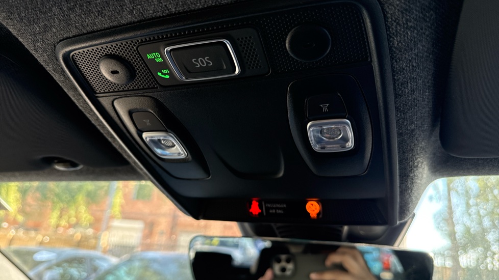 Renault Symbioz 1.6 E-Tech FHEV 145 Techno Esprit Alpine 5dr Auto Hybrid Estate - Image 38