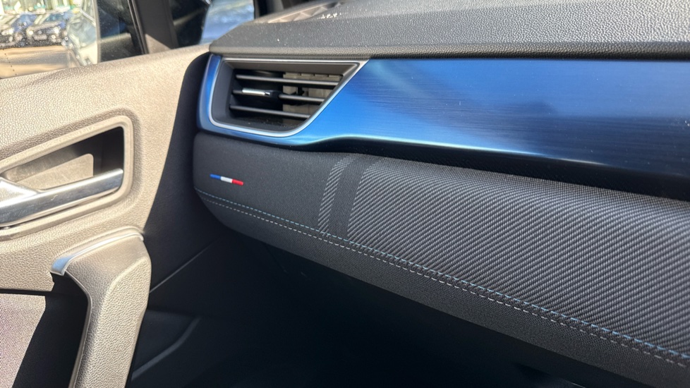Renault Symbioz 1.6 E-Tech FHEV 145 Techno Esprit Alpine 5dr Auto Hybrid Estate - Image 41