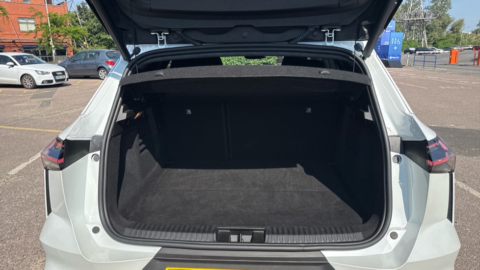 Renault Symbioz 1.6 E-Tech FHEV 145 Techno Esprit Alpine 5dr Auto Hybrid Estate - Image 4