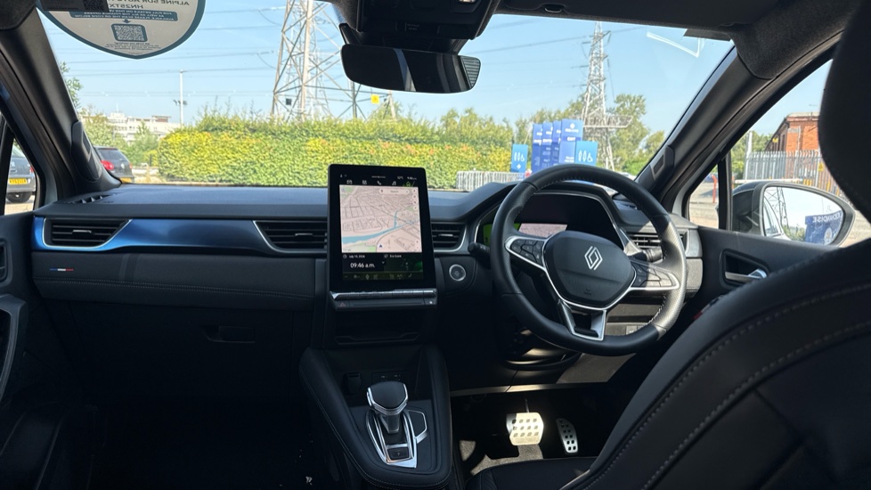 Renault Symbioz 1.6 E-Tech FHEV 145 Techno Esprit Alpine 5dr Auto Hybrid Estate - Image 10