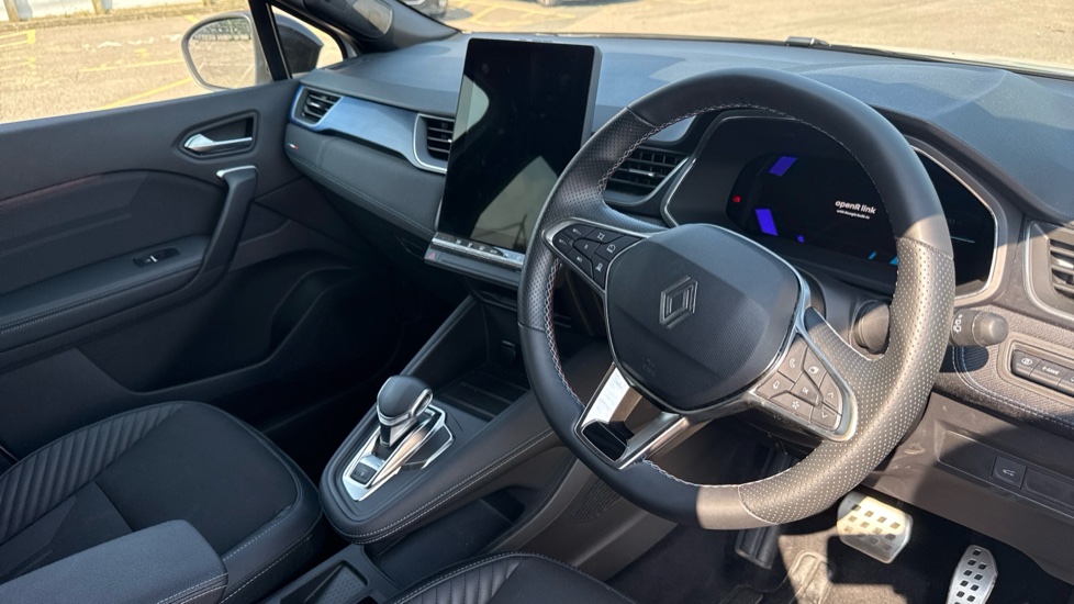 Renault Symbioz 1.6 E-Tech FHEV 145 Techno Esprit Alpine 5dr Auto Hybrid Estate - Image 11