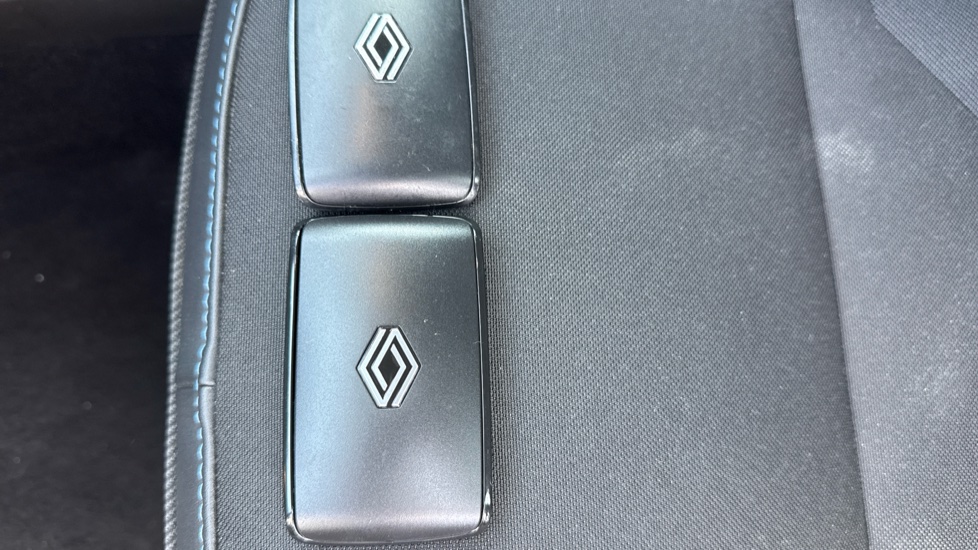 Renault Symbioz 1.6 E-Tech FHEV 145 Techno Esprit Alpine 5dr Auto Hybrid Estate - Image 19