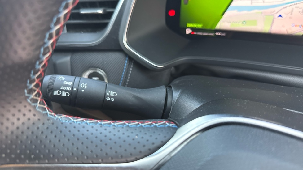 Renault Symbioz 1.6 E-Tech FHEV 145 Techno Esprit Alpine 5dr Auto Hybrid Estate - Image 31