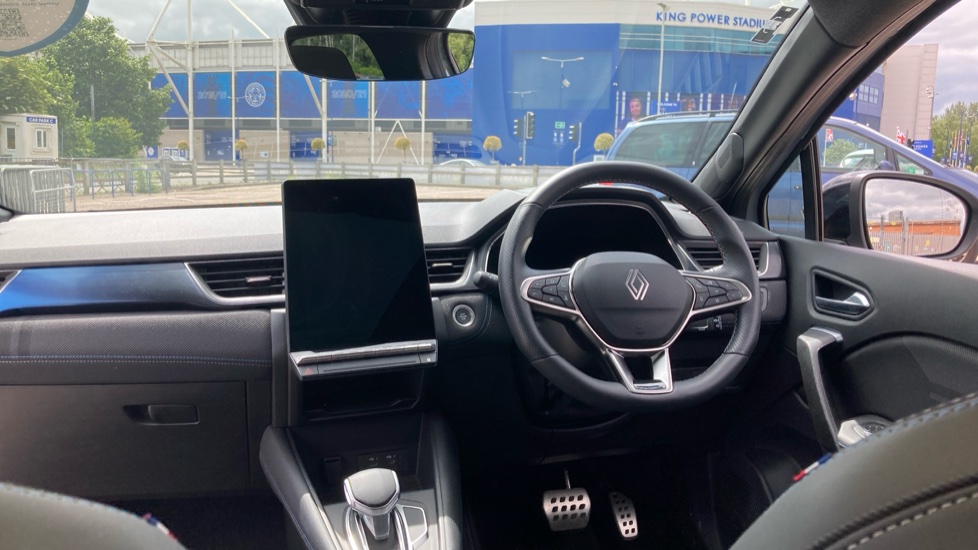 Renault Symbioz 1.6 E-Tech FHEV 145 Iconic Esprit Alpine 5dr Auto Hybrid Estate - Image 10
