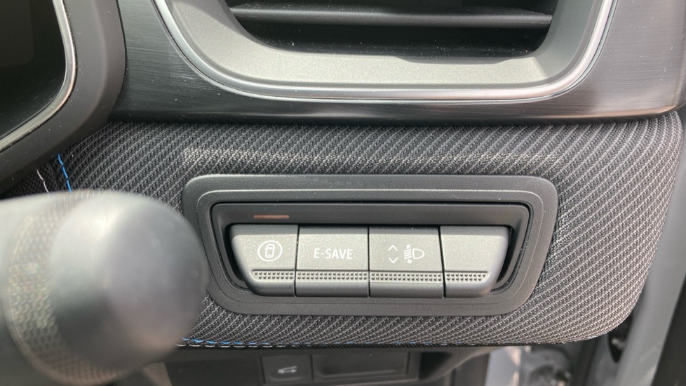 Renault Symbioz 1.6 E-Tech FHEV 145 Iconic Esprit Alpine 5dr Auto Hybrid Estate - Image 24