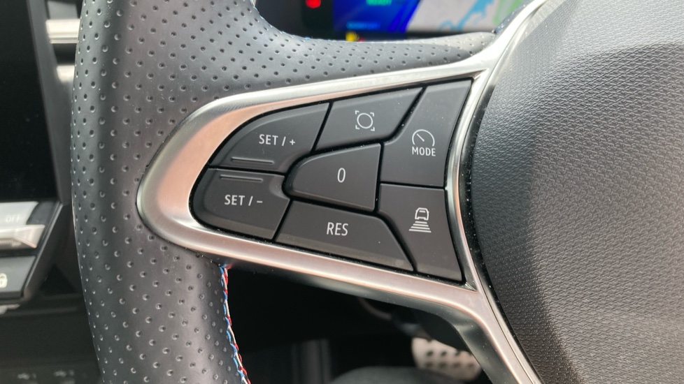 Renault Symbioz 1.6 E-Tech FHEV 145 Iconic Esprit Alpine 5dr Auto Hybrid Estate - Image 27