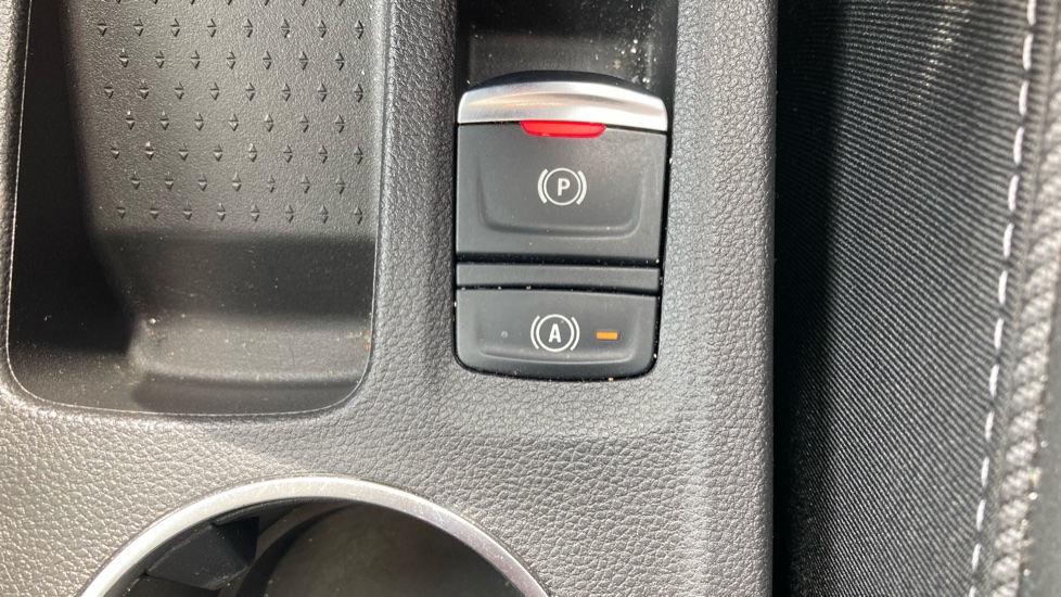 Renault Symbioz 1.6 E-Tech FHEV 145 Iconic Esprit Alpine 5dr Auto Hybrid Estate - Image 30