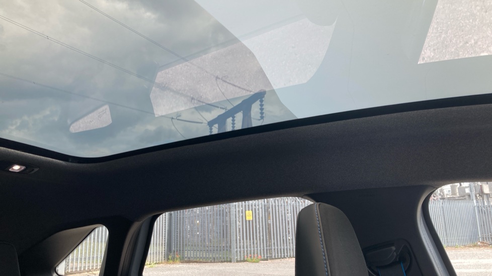 Renault Symbioz 1.6 E-Tech FHEV 145 Iconic Esprit Alpine 5dr Auto Hybrid Estate - Image 32