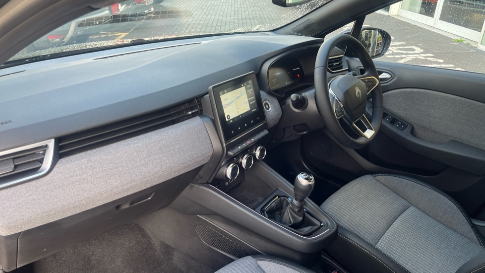Renault Clio 1.0 TCe 90 Techno 5dr Petrol Hatchback - Image 9