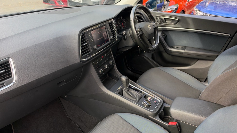 SEAT Ateca 1.5 TSI EVO SE Technology [EZ] 5dr DSG Petrol Estate - Image 9