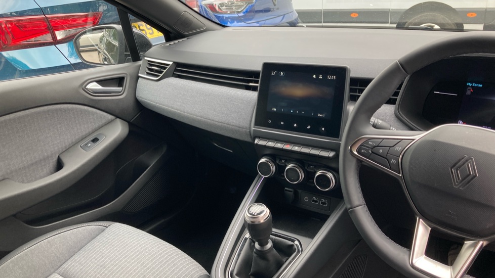 Renault Clio 1.0 TCe 90 Techno 5dr Petrol Hatchback - Image 14