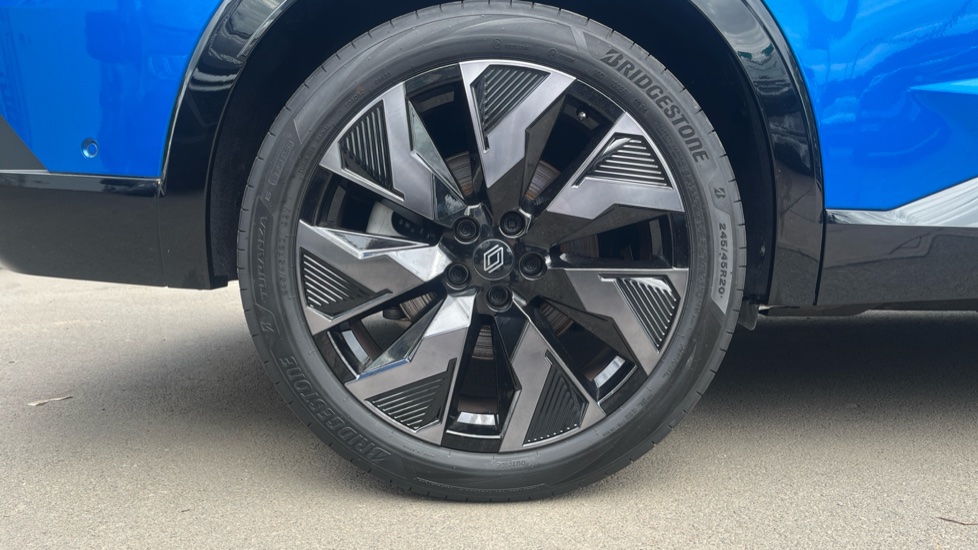 Renault Rafale E-Tech FHEV Techno Esprit Alpine 5dr Auto 4C Hybrid Estate - Image 7