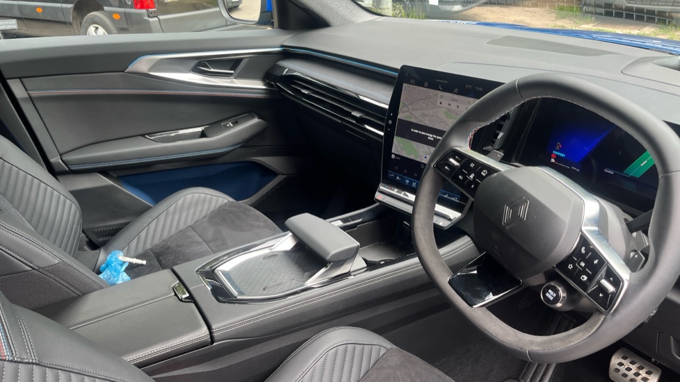 Renault Rafale E-Tech FHEV Techno Esprit Alpine 5dr Auto 4C Hybrid Estate - Image 14