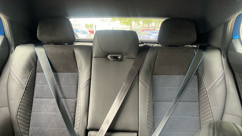 Renault Rafale E-Tech FHEV Techno Esprit Alpine 5dr Auto 4C Hybrid Estate - Image 15