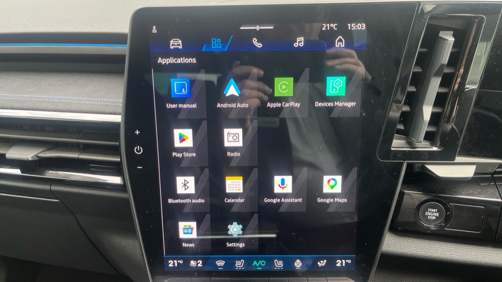 Renault Rafale E-Tech FHEV Techno Esprit Alpine 5dr Auto 4C Hybrid Estate - Image 30