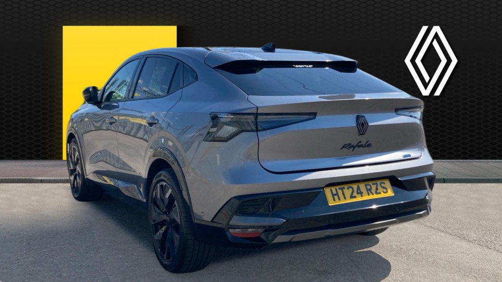 Renault Rafale E-Tech FHEV Iconic Esprit Alpine 5dr Auto 4C Hybrid Estate - Image 2