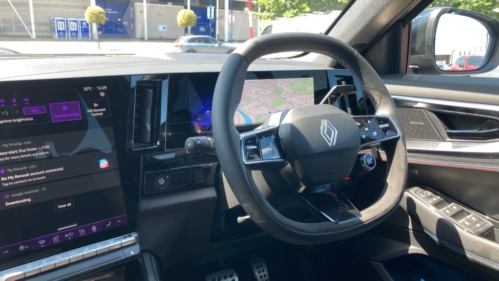 Renault Rafale E-Tech FHEV Iconic Esprit Alpine 5dr Auto 4C Hybrid Estate - Image 11