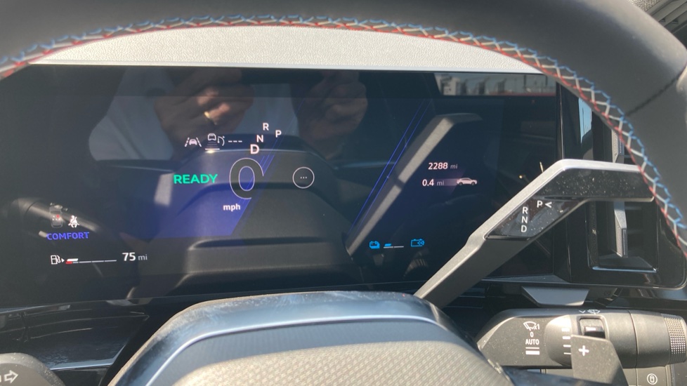 Renault Rafale E-Tech FHEV Iconic Esprit Alpine 5dr Auto 4C Hybrid Estate - Image 18