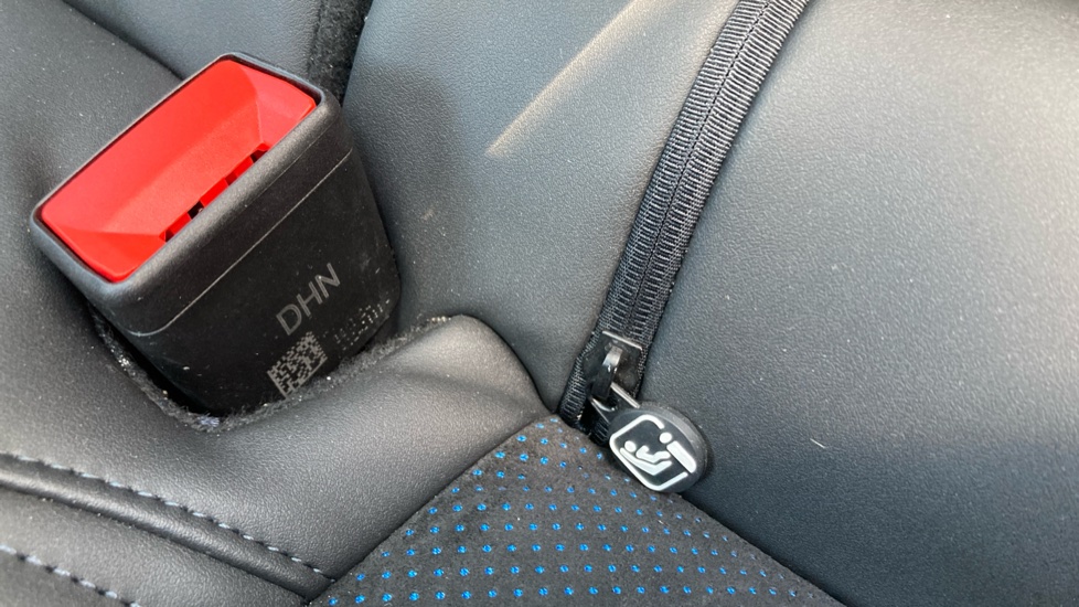 Renault Rafale E-Tech FHEV Iconic Esprit Alpine 5dr Auto 4C Hybrid Estate - Image 20