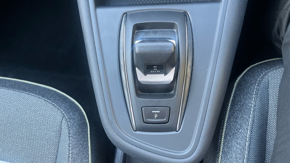 Renault Symbioz 1.8 E-Tech FHEV 160 Techno 5dr Auto Hybrid Estate - Image 28