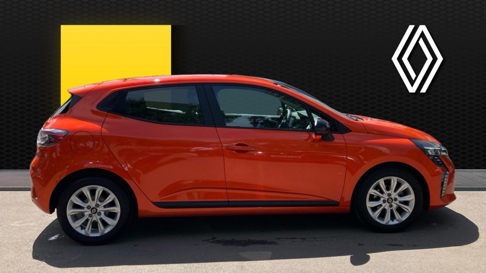 Renault Clio 1.0 TCe 90 Evolution 5dr Petrol Hatchback - Image 5