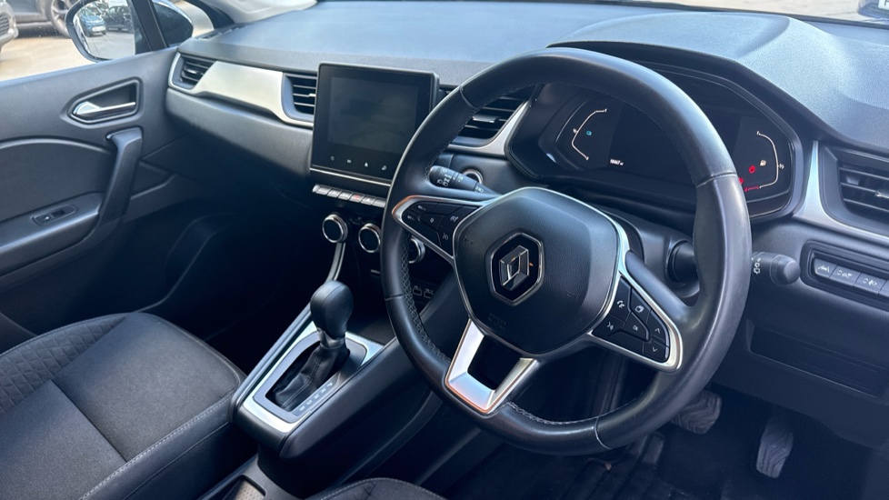 Renault Captur 1.6 E-Tech full hybrid 145 Evolution 5dr Auto Hybrid Hatchback - Image 11
