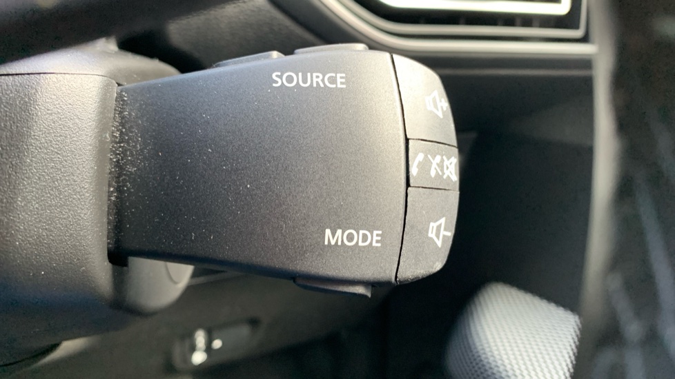 Dacia Sandero 1.0 Tce Expression 5dr CVT Petrol Hatchback - Image 38