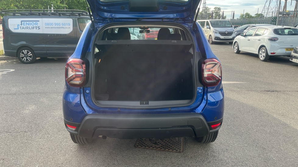 Dacia Duster 1.3 TCe 130 Expression 5dr Petrol Estate - Image 4