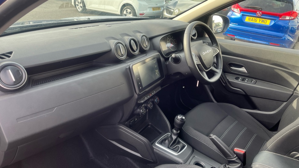 Dacia Duster 1.3 TCe 130 Expression 5dr Petrol Estate - Image 9