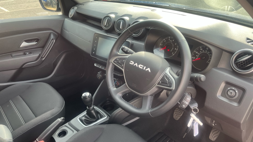 Dacia Duster 1.3 TCe 130 Expression 5dr Petrol Estate - Image 11