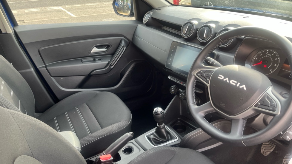 Dacia Duster 1.3 TCe 130 Expression 5dr Petrol Estate - Image 14