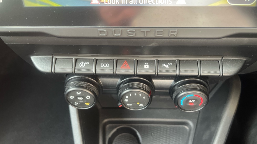 Dacia Duster 1.3 TCe 130 Expression 5dr Petrol Estate - Image 27