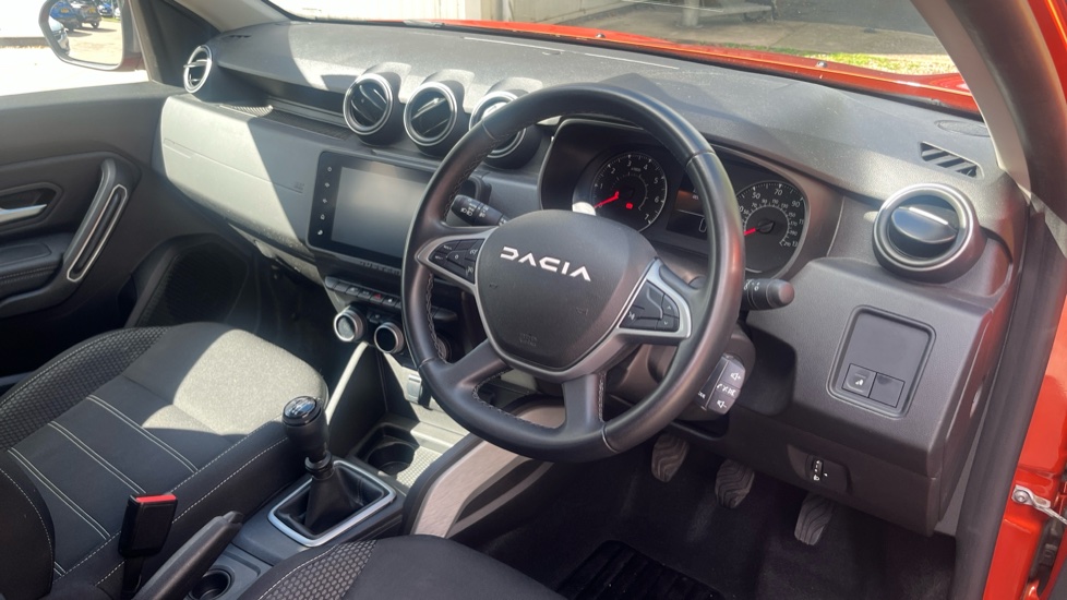 Dacia Duster 1.0 TCe 90 Journey 5dr Petrol Estate - Image 11