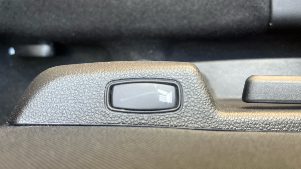 Dacia Duster 1.0 TCe 90 Journey 5dr Petrol Estate - Image 37