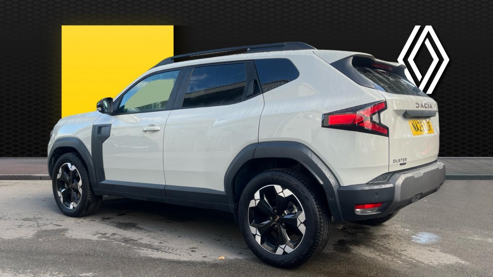Dacia Duster 1.6 Hybrid 140 Extreme 5dr Auto Hybrid Estate - Image 2