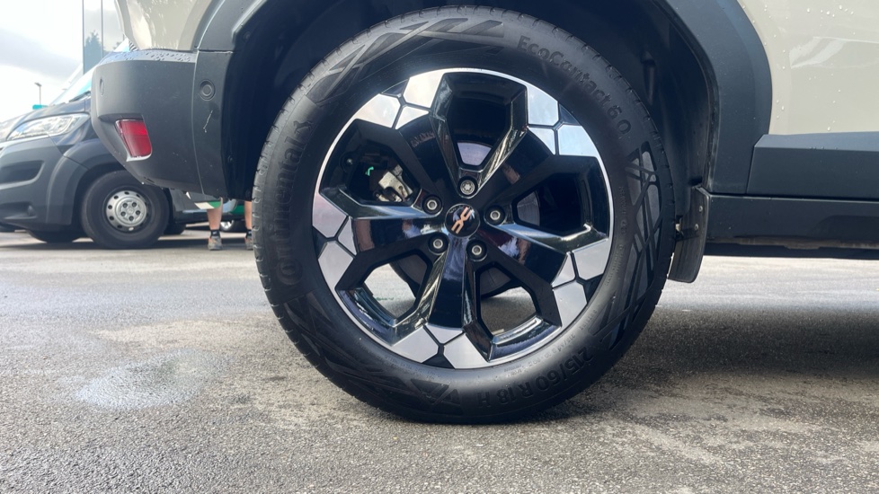 Dacia Duster 1.6 Hybrid 140 Extreme 5dr Auto Hybrid Estate - Image 7