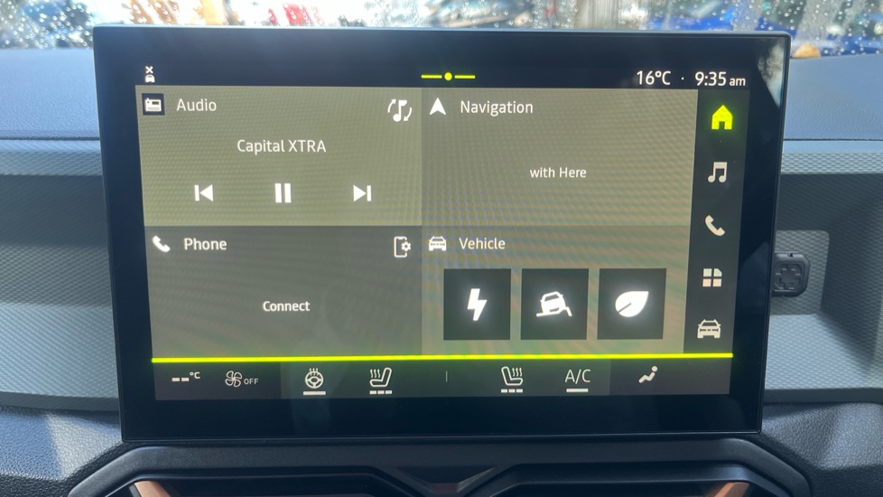 Dacia Duster 1.6 Hybrid 140 Extreme 5dr Auto Hybrid Estate - Image 12