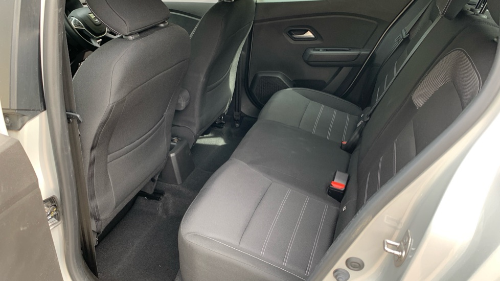 Dacia Sandero 1.0 TCe Comfort 5dr Bi Fuel Hatchback - Image 16