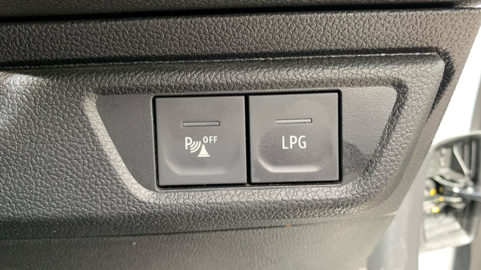 Dacia Sandero 1.0 TCe Comfort 5dr Bi Fuel Hatchback - Image 31