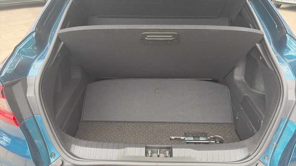 Renault Arkana 1.6 E-TECH Hybrid 145 R.S. Line 5dr Auto Hybrid Estate - Image 12