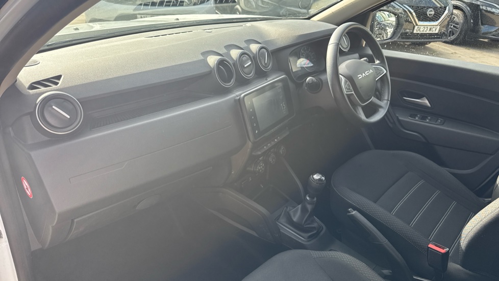 Dacia Duster 1.0 TCe 90 Expression 5dr Petrol Estate - Image 9
