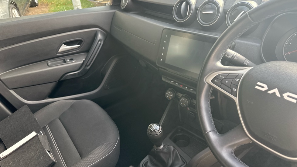 Dacia Duster 1.0 TCe 90 Expression 5dr Petrol Estate - Image 14