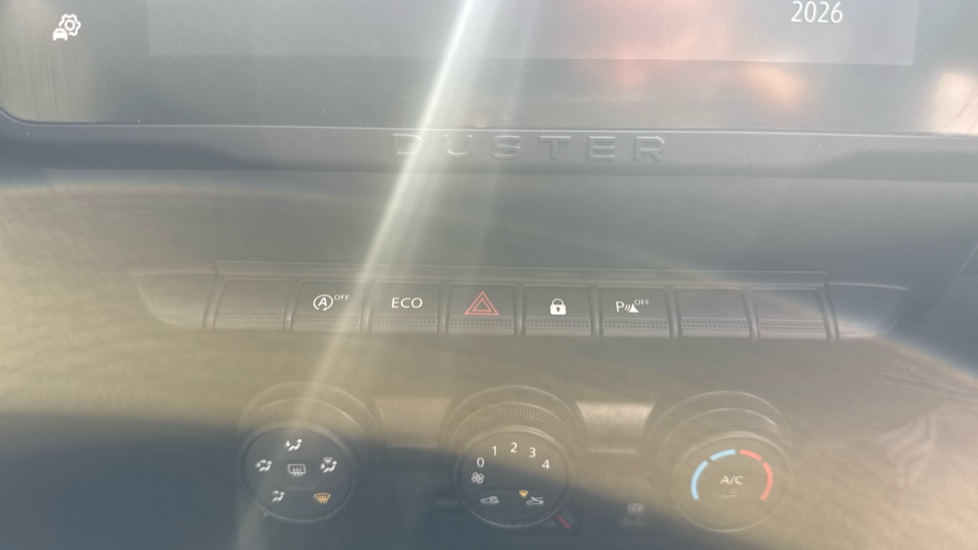 Dacia Duster 1.0 TCe 90 Expression 5dr Petrol Estate - Image 32