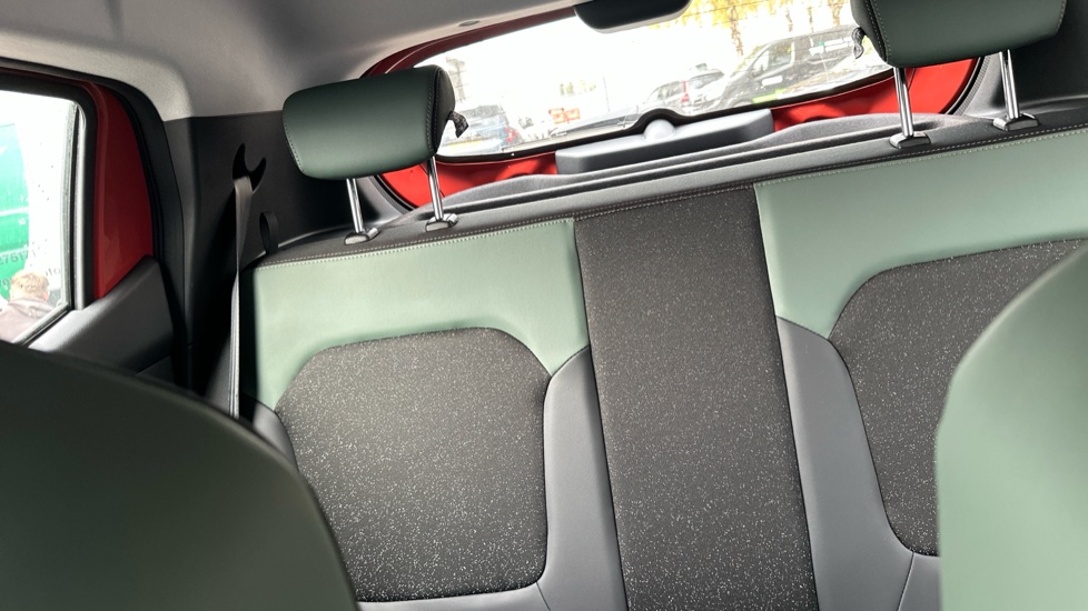 Dacia Spring 27kWh Extreme 65 48kW 5dr Auto Electric Hatchback - Image 15