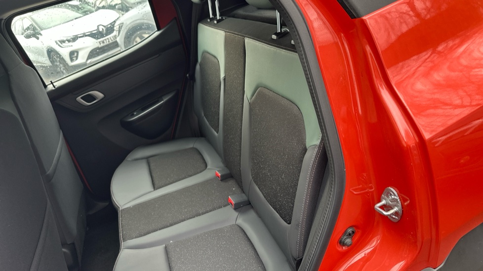 Dacia Spring 27kWh Extreme 65 48kW 5dr Auto Electric Hatchback - Image 16