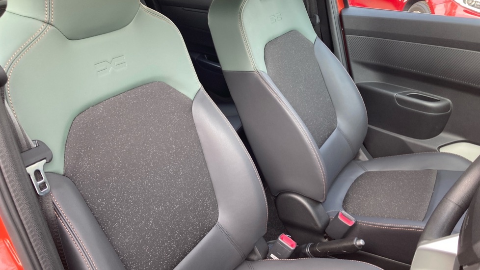 Dacia Spring 27kWh Extreme 65 48kW 5dr Auto Electric Hatchback - Image 22